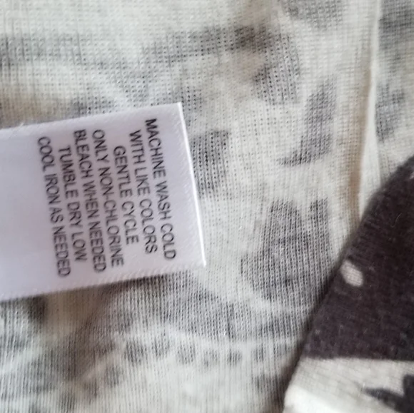 One World Live and Let Live Top - Picture 7 of 7